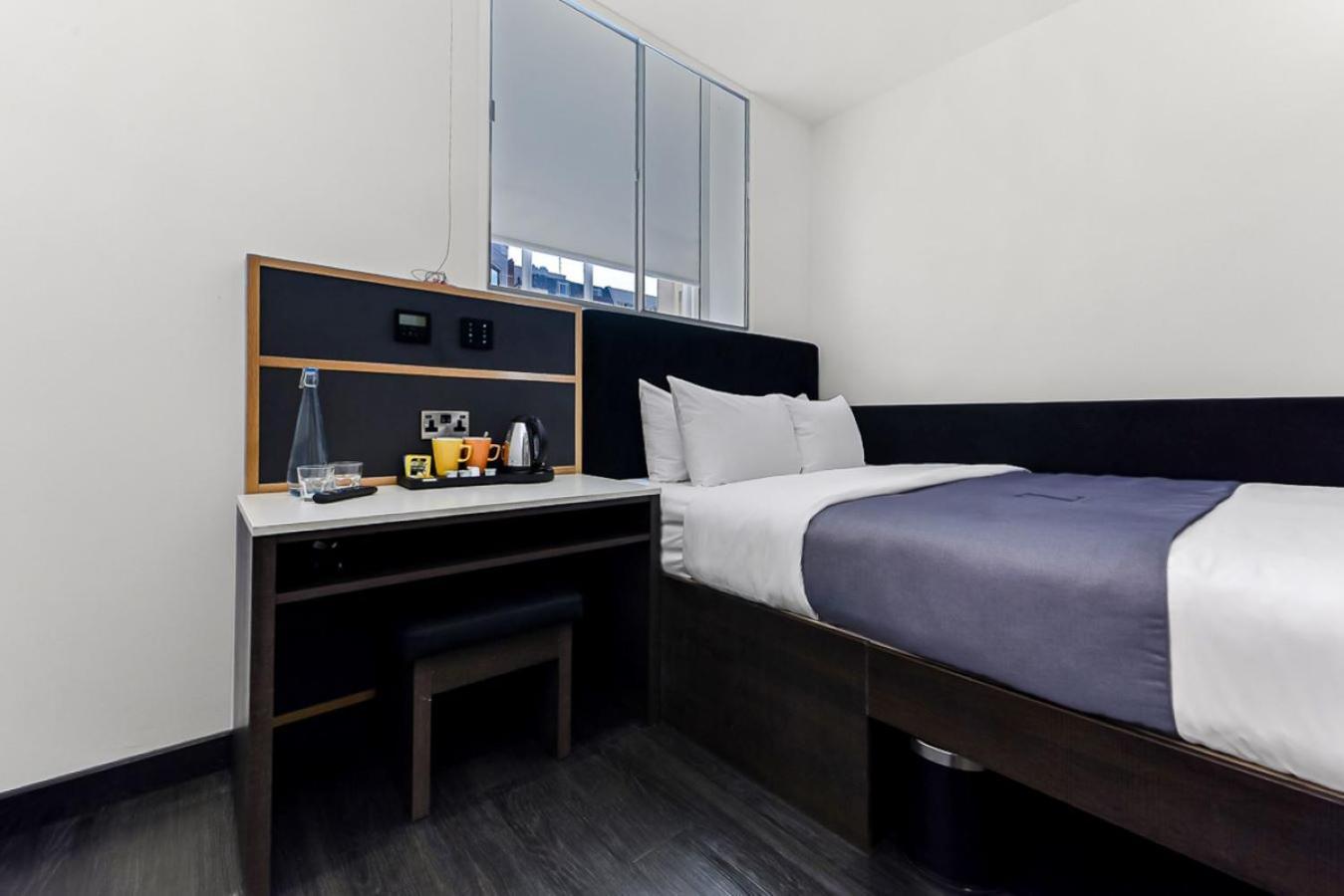 The Z Hotel Strand Лондон Екстер'єр фото
