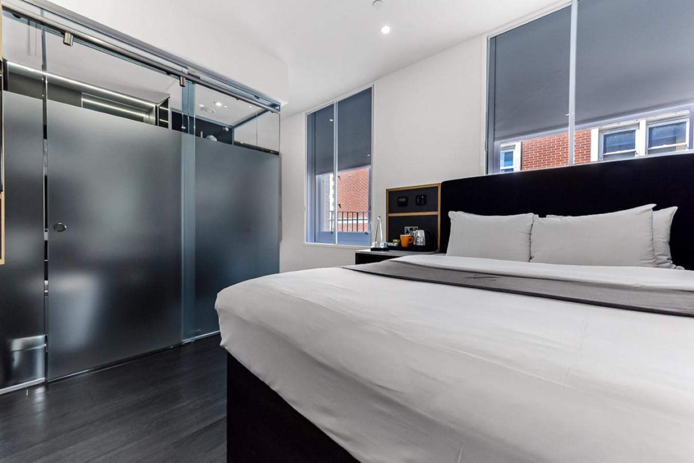The Z Hotel Strand Лондон Екстер'єр фото