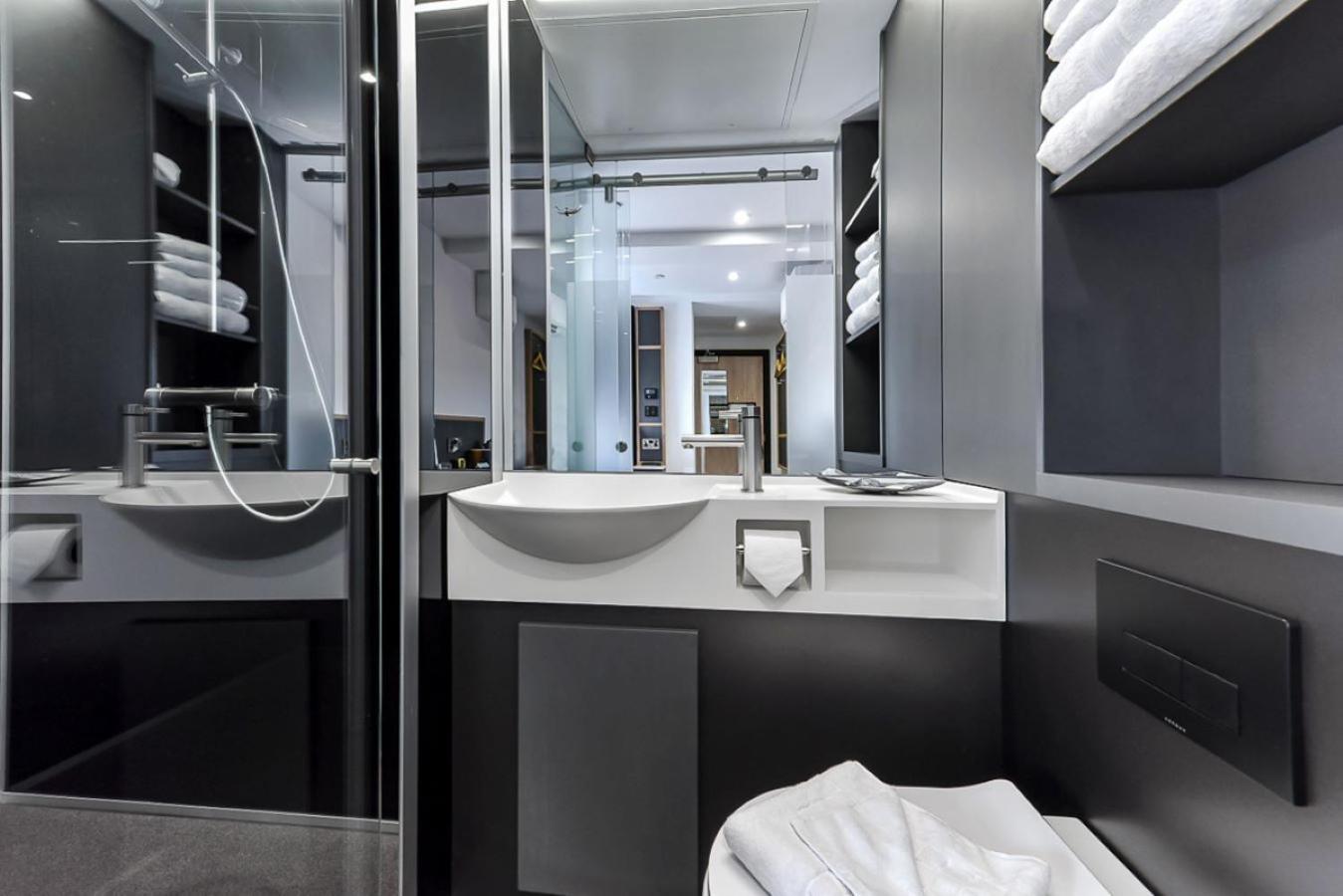 The Z Hotel Strand Лондон Екстер'єр фото